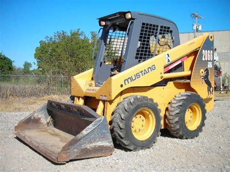 2005 mustang 2066 skid steer loader|mustang 2060 skid steer problems.